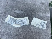 Apple Adjustable Keyboard sprawna