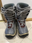 Buty z wiązaniami snowboard 