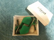 Buty na obcasie szpilki nowe obuwie zielone połysk z łańcuszkiem z diament