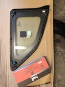 Szyba boczna trójkąt. Megane 4 kombi