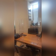 Osłona ochonna z pleksi na ladę,biurko