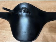 Popręg skokowy z fartuchem dawmag  140 cm 