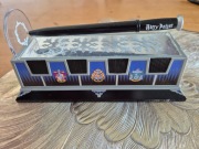 Lewitujące pióro Harrego Pottera podstawka herby domów Harry Potter gadżet