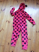 piżama dziecięca jednoczęściowa  122/128 biedronka