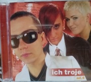 ICH TROJE AD 4 UNIVERSAL 2001