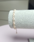 Różowa bransoletka kwiatki 