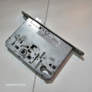 ASSA ABLOY (1050) ONE SYSTEM zamek wpuszczany z demontażu