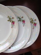 Talerze porcelanowe płaskie obiadowe z różami 6 sztuk komplet