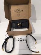 Czarna torebka coach