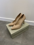 Beżowe Szpilki Kurt Geiger Obcas 39 Carvela