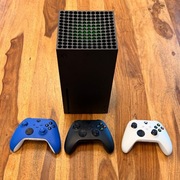 Xbox Series X z napędem optycznym 1TB + 3 kontrolery (XS)