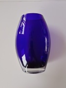 Kobaltowy ciężki wazon, wys. 25 cm