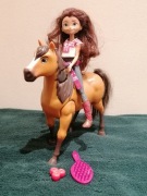 Mattel GXF95 Lucky i Spirit CHODZI mustang duch