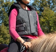 Kamizelka jeździecka Covalliero ProtectoFlex Light 315 – roz. M