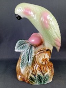 Porcelanowa figurka papuga 