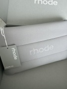 Rhode skin kosmetyczka Bubble szara Logo na podróż i w domu 30/20 cm