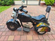 Motorek dziecięcy (na akumulator)