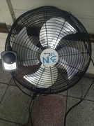 Wentylator ścienny z mocowaniem czarny 