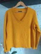 Sweter damski w serek Mohito rozm. XL
