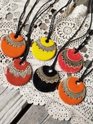 Ceramiczny wisior, naszyjnik mandala, rękodzieło 