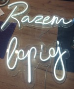 Napis razem lepiej neon