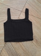 Komplet sportowy – top + krótkie spodenki