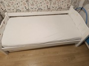 Białe łóżko dziecięce 160x80