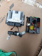 Zestaw startowy Peugeot 5008 1.6 HDi Bsi komputer 0281032456 9807028580