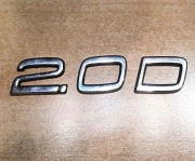 Volvo V50 znaczek litery 2.0 D