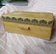 Chlebak Bambusowy z laserowym czarnym nadrukiem Pojemnik do Chleba Folk