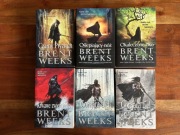 Brent Weeks Powiernik światła Czarny pryzmat Oślepiający nóż Gorejąca biel