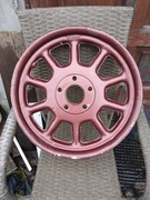 Zabytkowe koło, stalowa felga niemieckiej firmy Hering