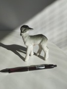 Stara figurka porcelanowa baranka 