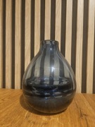 Wazon szklany granatowy idealny stan 