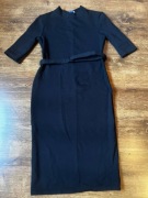 czarna klasyczna sukienka Zara 