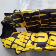 Kamizelka asekuracyjna do sportów wodnych. Nowa z metką.