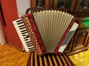 Akordeon Weltmeister Barcalore 72 basy z futerałem