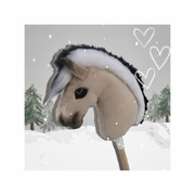 Hobby Horse Fiord Fjord Fiording konik na kiju realistyczny premium A4 koń