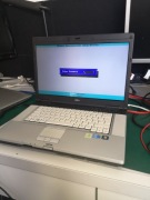 Laptop Fujitsu E780 Brak Dolnej Części Obudowy
