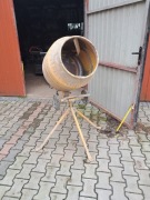 Betoniarka 130L 230V