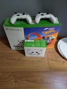 Xbox one s dwa pady FC24 stan idealny 