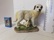 Figurka psy Pyrenean Mountain Dog Finest Porcelain