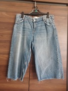 Bershka Bermudy typu jortsy o kroju baggy jeansowe rozmiar 42