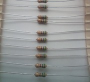 Rezystor węglowy THT 560 Om 560Ohm 1/4W 0,25W 10szt