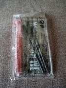 W ZESTAWIE TRZY NOWE SZCZOTECZKI DO RZĘS DO MAKIJAŻU OCZU OD AVON 