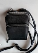 Listonoszka czarna saszetka ze skóry ekologicznej pojemna na ramię szyję