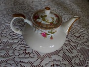 Czajnik imbryk 1,6 l Iwona Złota Róża porcelanowy Chodzież Ćmielów