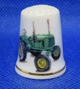 Naparstek Kolekcjonerski Porcelanowy Angielski Zielony Traktor 