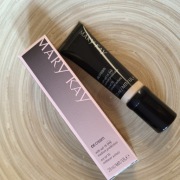 Krem CC SPF 15 Medium to Deep Mary Kay 