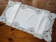 Bieżnik z koronką brukselską 100x35